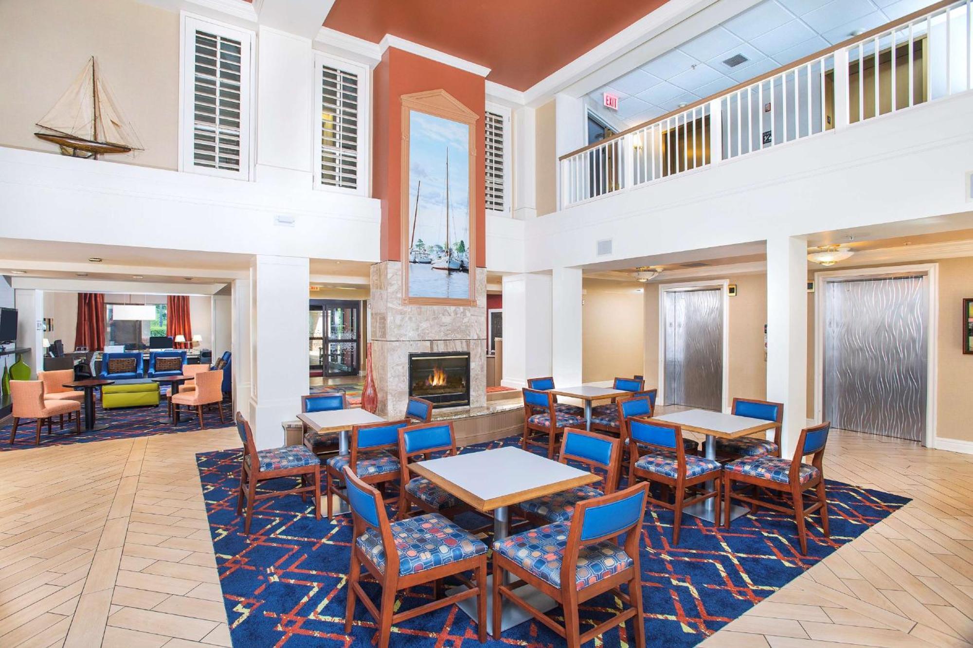 Hampton Inn & Suites Annapolis Exteriör bild