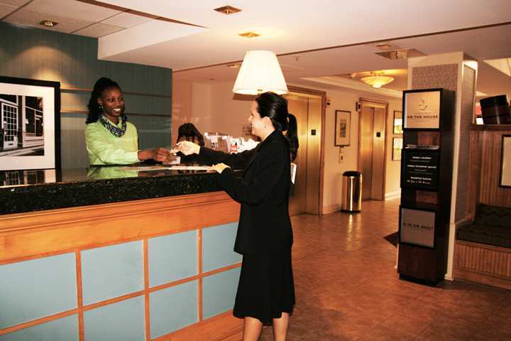 Hampton Inn & Suites Annapolis Exteriör bild